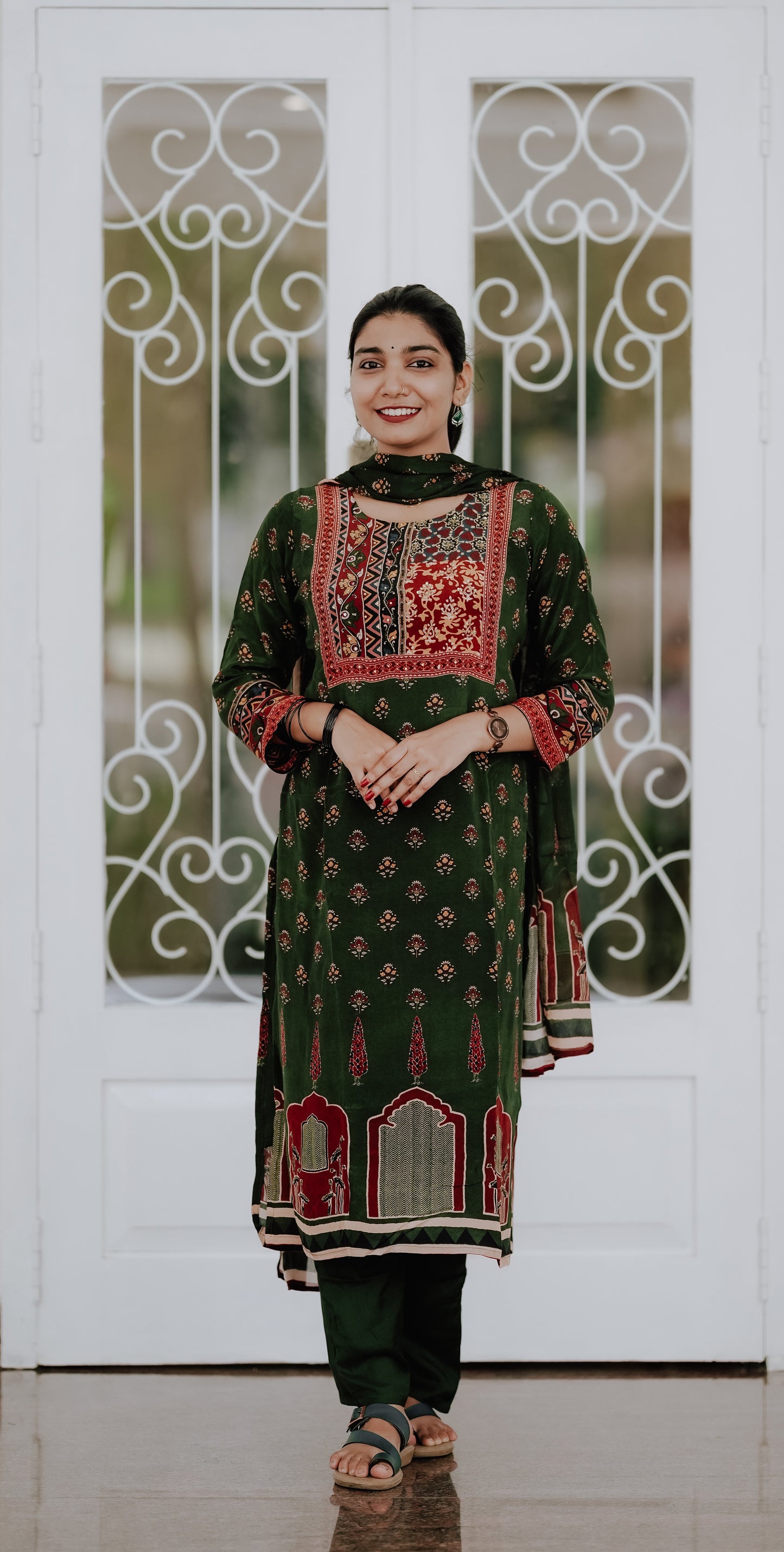 1013-Green party wear suit